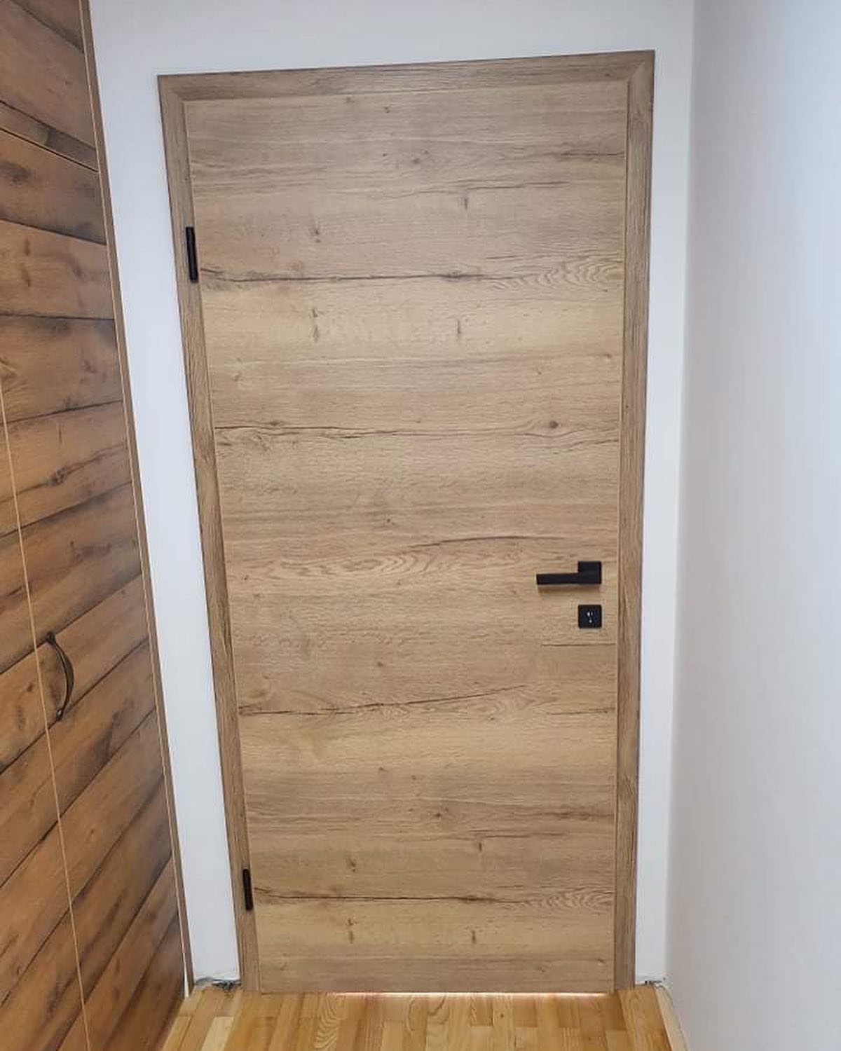 Lesna Vrata Razstavni Eksponati