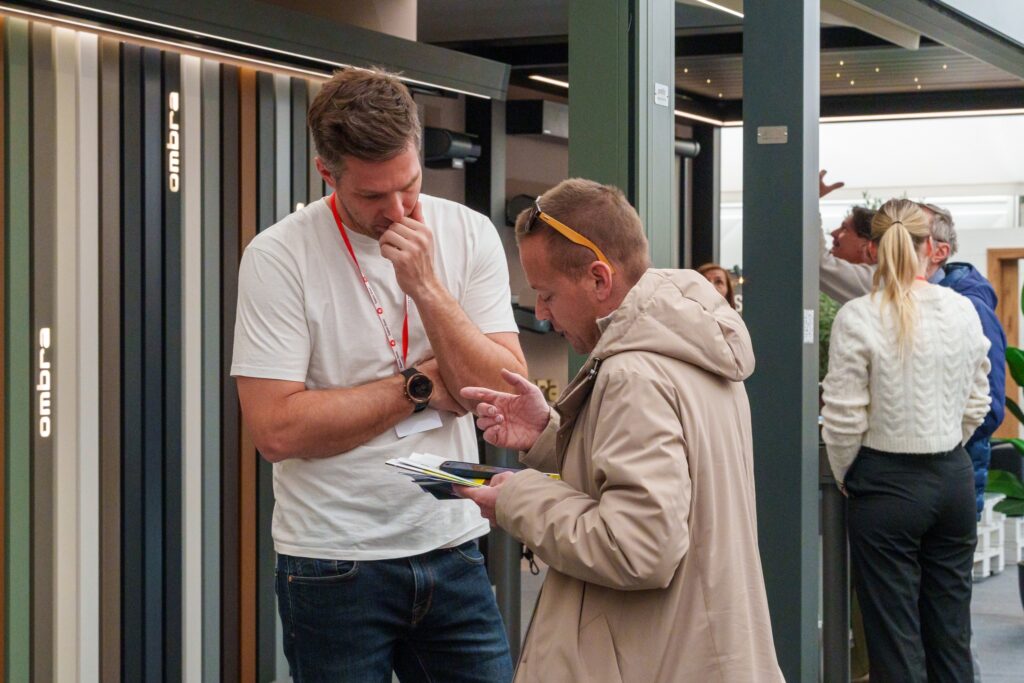 Sejem Dom, Razstavljalci