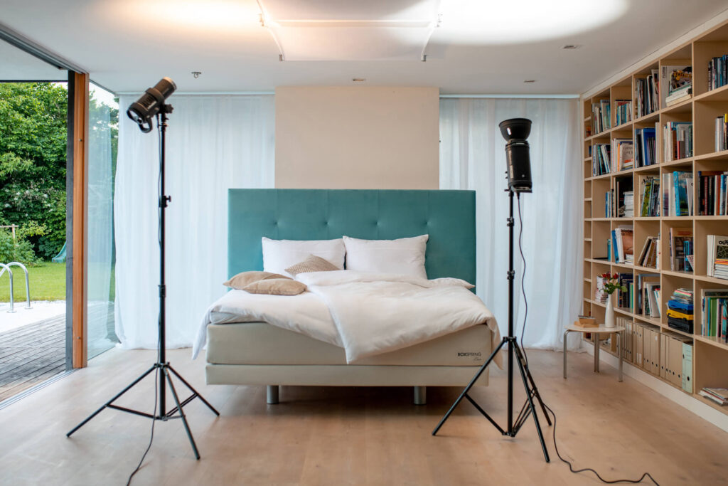 Oblazinjena Postelja Boxspring