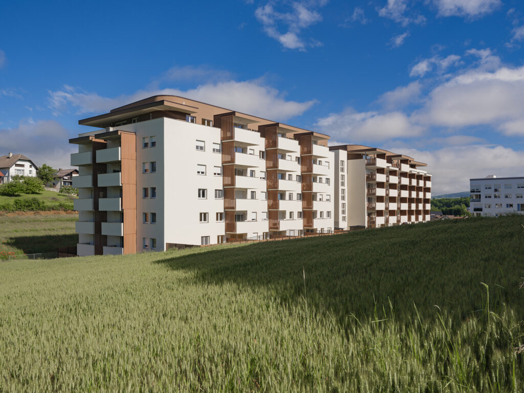 Integracija v fasado na večstanovanjski stavbi