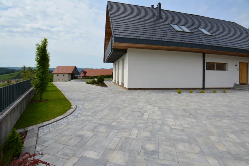 Tlakovec Perugia, Mix 115 – črna, Peščena, Bela