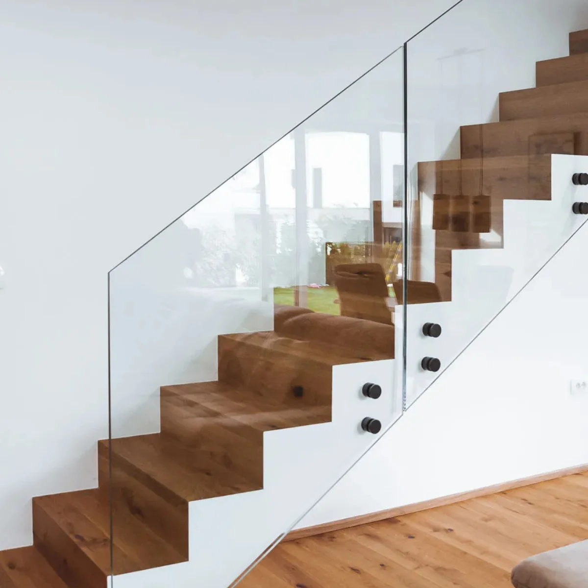 Notranja Steklena Ograja