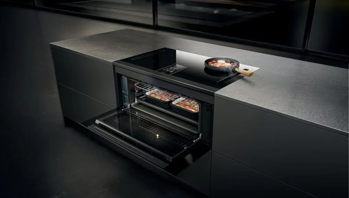 Indukcijska Kuhalna Plosca Napa Kuhinjska Tehtnica In Pecica V Eni Napravi Elica Pmf