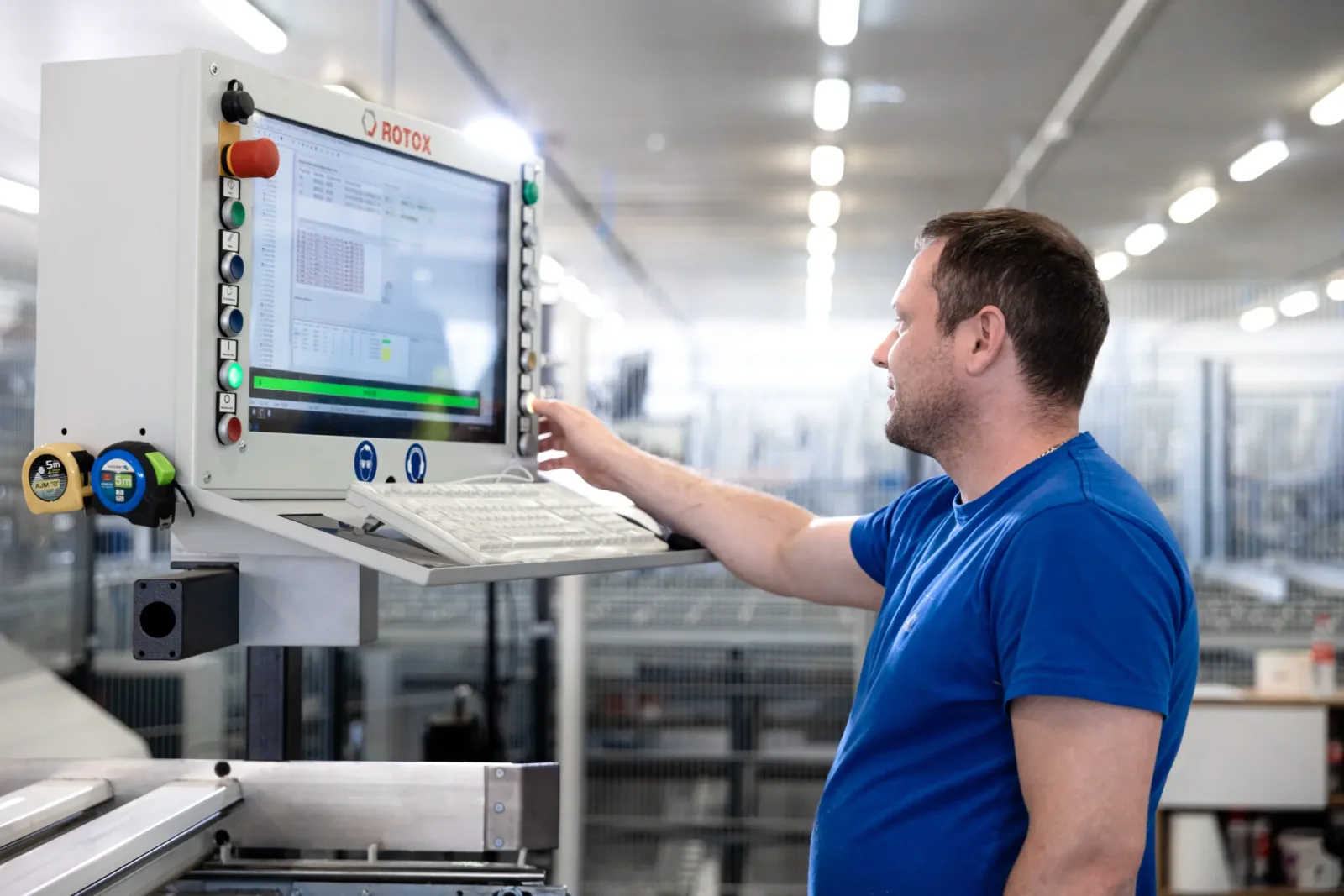 AJM proizvodnja AJM odpira vrata pospešeni rasti: vstop strateškega partnerja Inwido