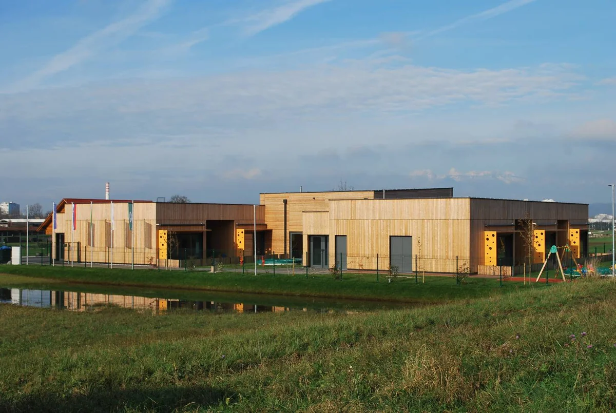 Xlam Javni Objekt Lesena Gradnja