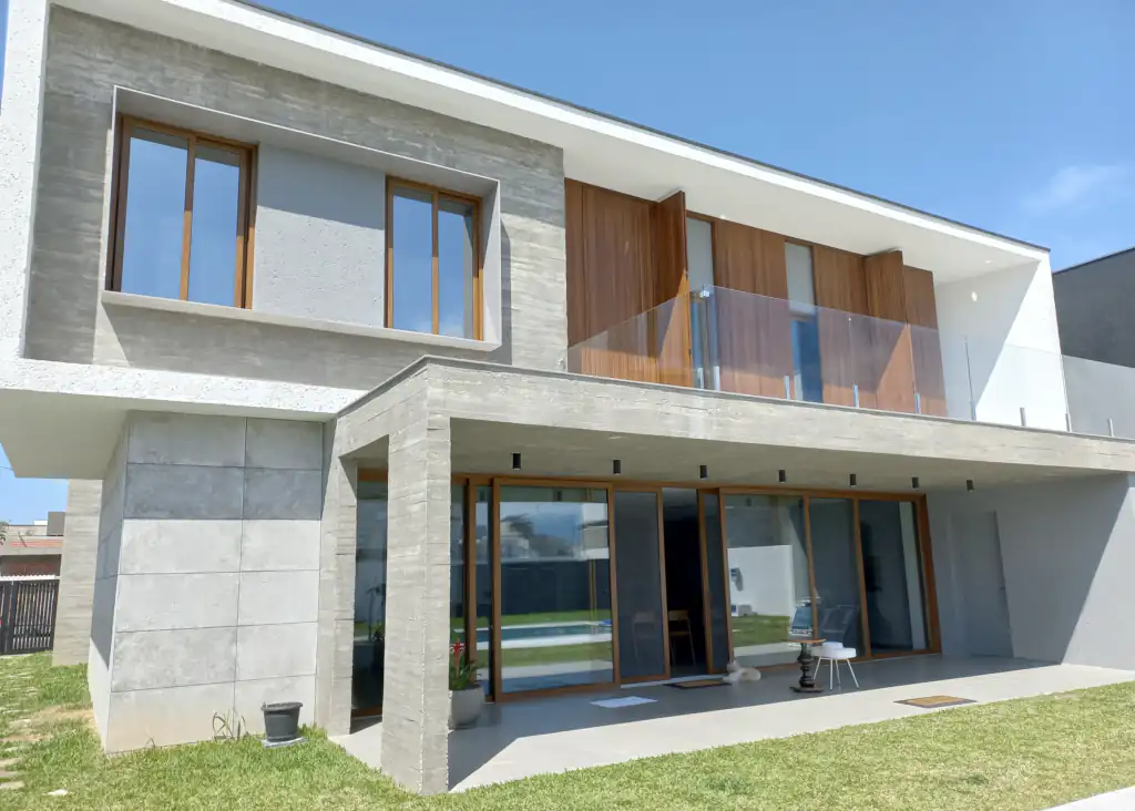 Slatin Okna In Vrata 1024x732